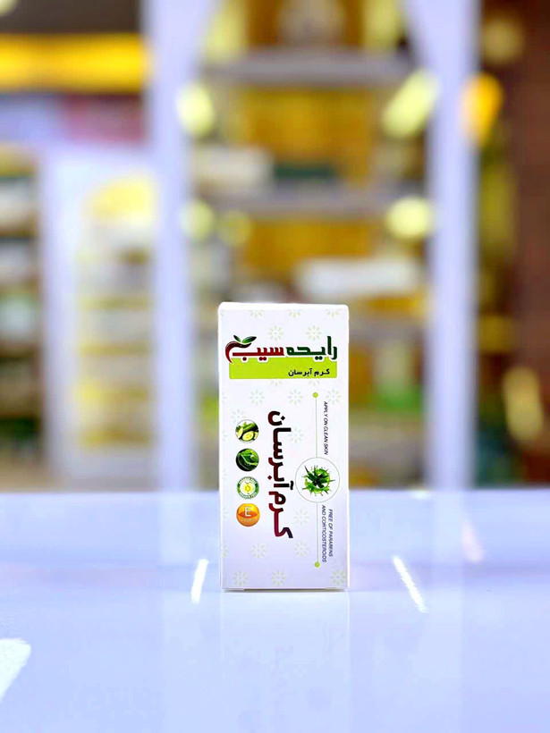 کرم آبرسان کاملاً گیاھی شفاف کنندہ